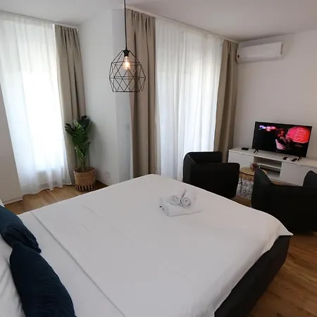 Savada Blue - Na Novom Beogradu Sa Parkingom Doplata 5 Evra Dan Apartment Belgrade